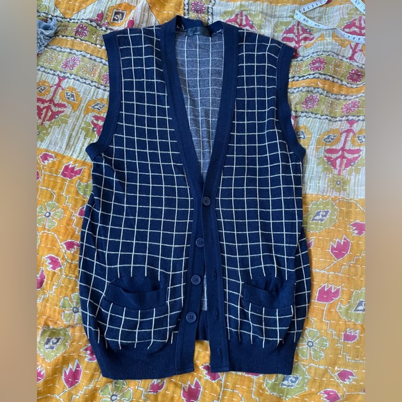 American Apparel blue and white sweater vest. Men’s size M/L - Picture 1 of 6